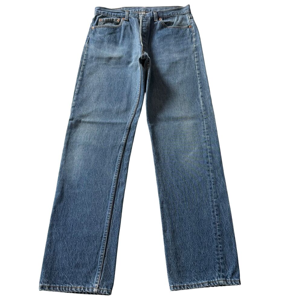 Vintage 2006 Levi’s 501 Jeans Men’s 32x31 Blue Straight Leg Button Fly